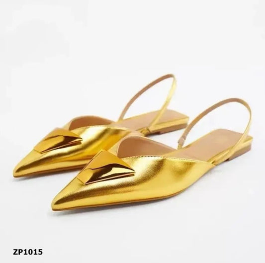 Zapato bajo flat color dorado